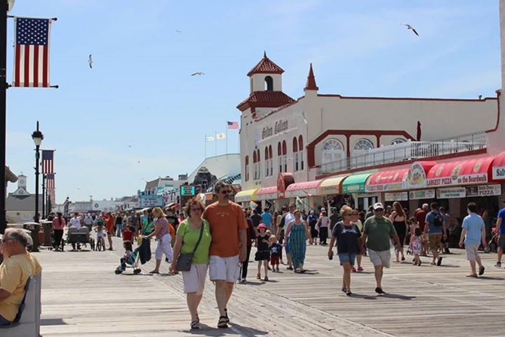 Watson'S Regency Suites Ocean City Extérieur photo